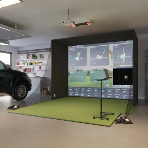 Rain or Shine Golf ProTee VX SwingBay